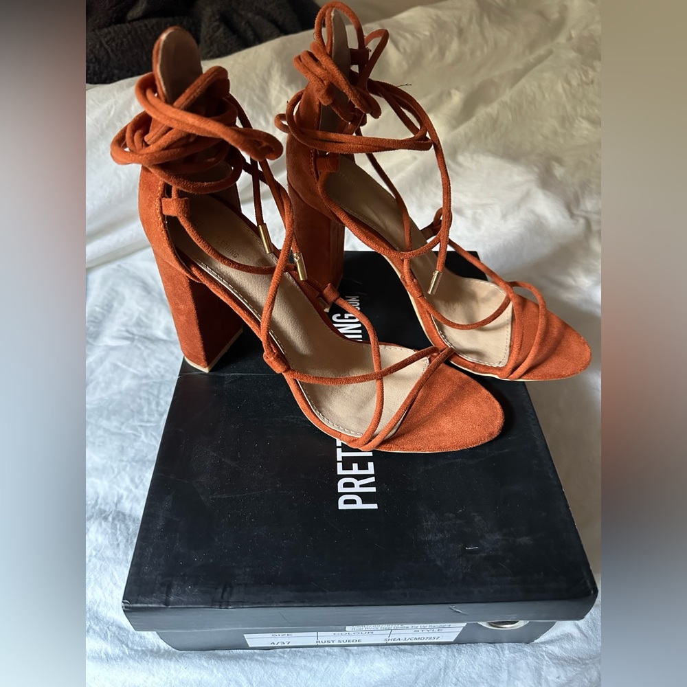 PrettyLittleThing laced up blocked heels